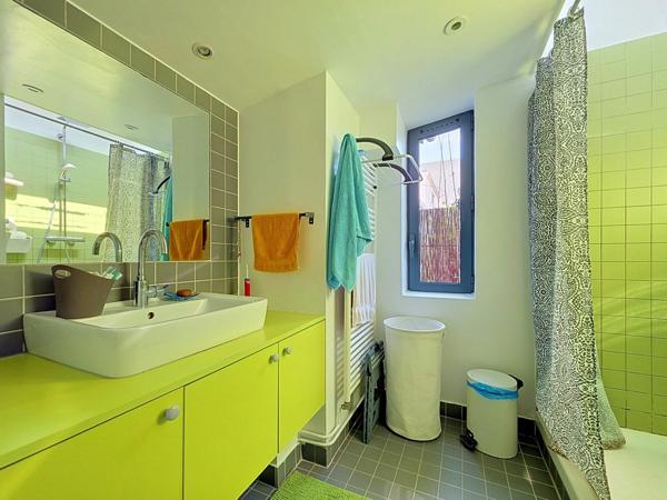 MAISON 3 CHAMBRES COMBLES JARDIN SOUS SOL TOTAL