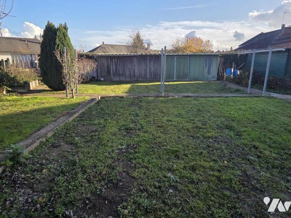 Maison sur sous-sol, trois chambres, 127 m² habitables.