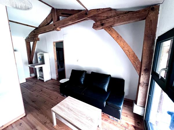 Maison Salles 6 pièce(s) 223 m2