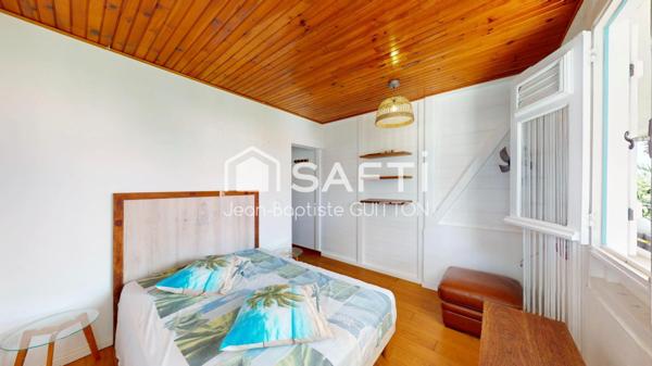 Superbe villa de type T5 sur les hauteurs de Rivière Salée