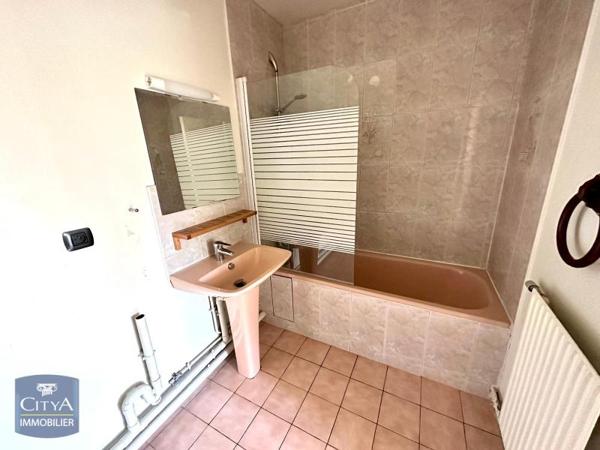 Appartement à louer 2 pièces 45.88m²