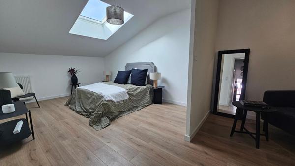 Appartement T5 avec grande terrasse et 3 places de parking