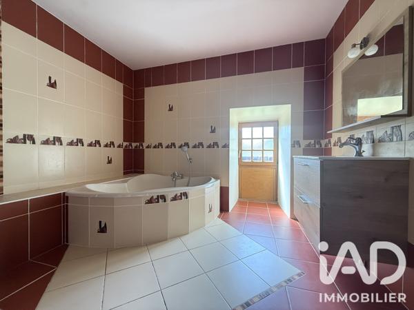 Maison à vendre 9 pièces 235 m² Pierre-Buffière
