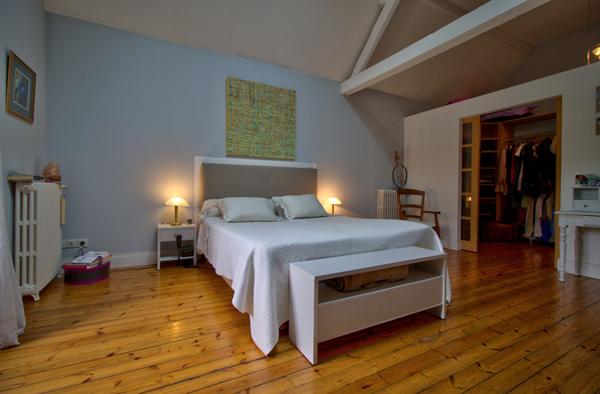 AGEN CENTRE - MAISON DE CHARME AVEC JARDIN ET GRAND GARAGE QUARTIER PREFECTURE