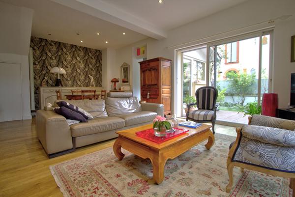 AGEN CENTRE - MAISON DE CHARME AVEC JARDIN ET GRAND GARAGE QUARTIER PREFECTURE