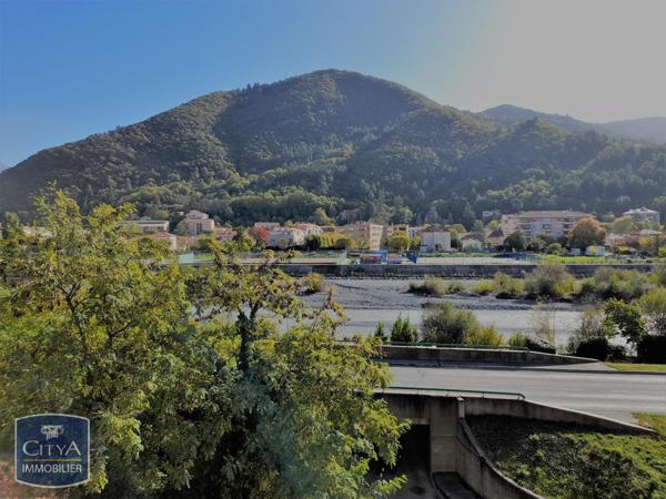 Location appartement Digne-les-Bains (04000) 2 pièces 45.3m²