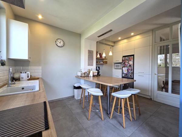 Maison Tassin La Demi Lune 7 pièce(s) 169 m2