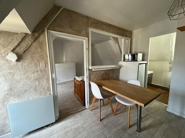 A vendre studio situé à Dinan en centre historique