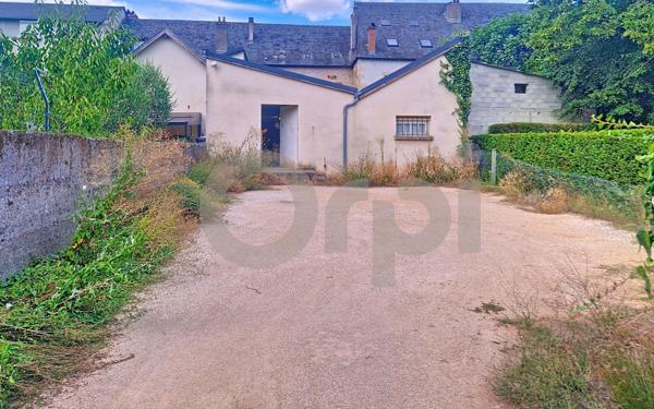 Immeuble à vendre    5 pièces •  Terrasson-Lavilledieu