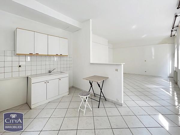Appartement à vendre 4 pièces 80.02m² Saint-Quentin (02100)