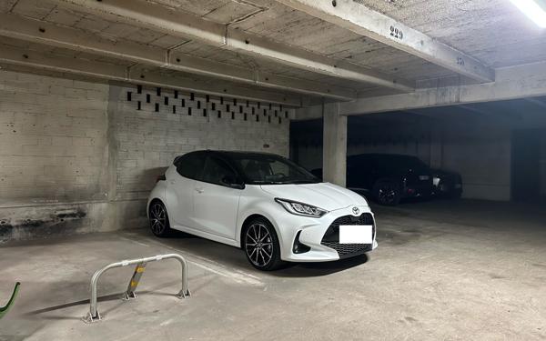 Stationnement à louer    Paris 16