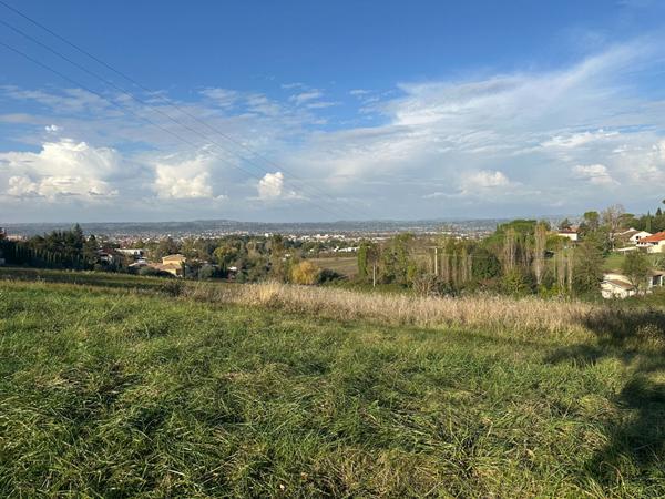 Albi, Terrain de 2500 m²