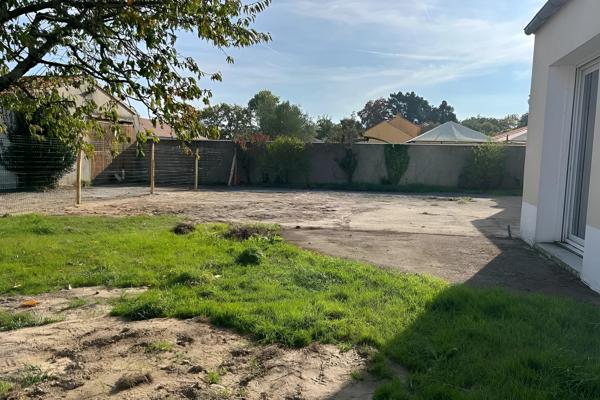 Plain-pied 3/4 chambres non mitoyen sur belle parcelle