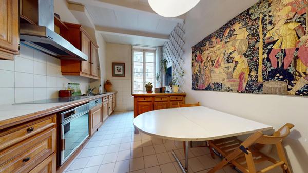 Appartement 20 rue Hébert Grenoble 7 pièces 223.48 m2