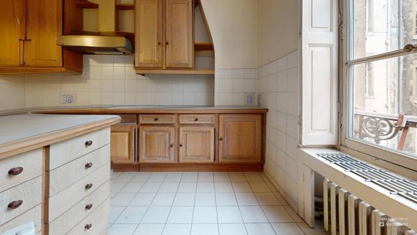 Appartement 20 rue Hébert Grenoble 7 pièces 223.48 m2