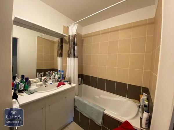Appartement à louer 3 pièces 62m² Poitiers (86000)