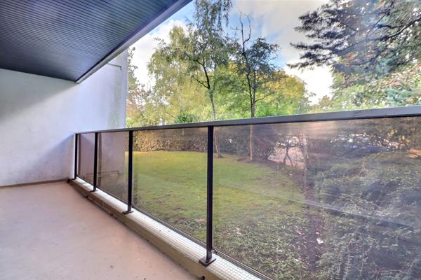 À vendre : Appartement 1 pièce à Saint Leu La Forêt  + place parking