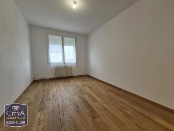 Appartement à louer 5 pièces 104.24m² Calais (62100)