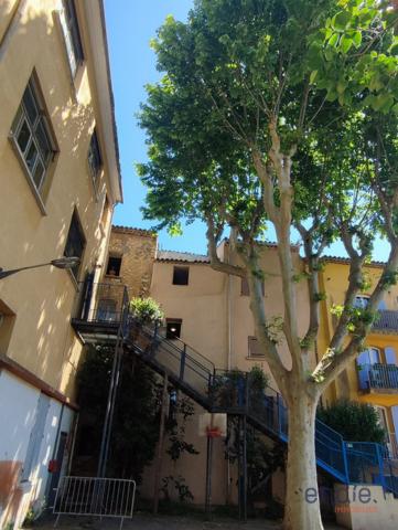 Duplexe 80 m2, 2/3 chambres dans le centre ville de Lorgues