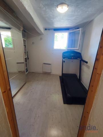 Duplexe 80 m2, 2/3 chambres dans le centre ville de Lorgues