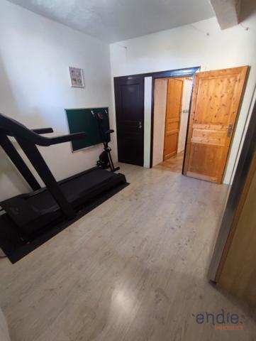 Duplexe 80 m2, 2/3 chambres dans le centre ville de Lorgues