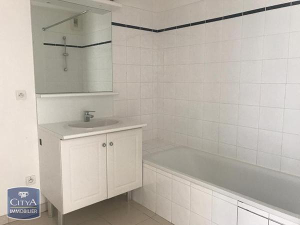 Appartement à louer 3 pièces 60m²