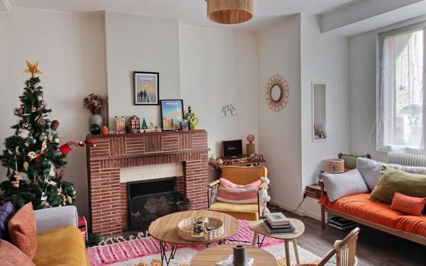 Maison à vendre    5 pièces •  Laà-Mondrans