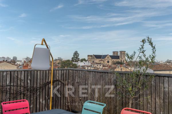 Appartement duplex rénové avec rooftop