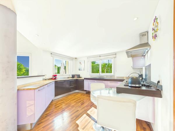 Maison Epagny Metz-tessy 6 pièce(s) 156 m2