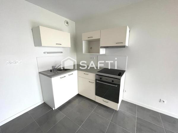 Appartement T2, balcon et place de parking couvert