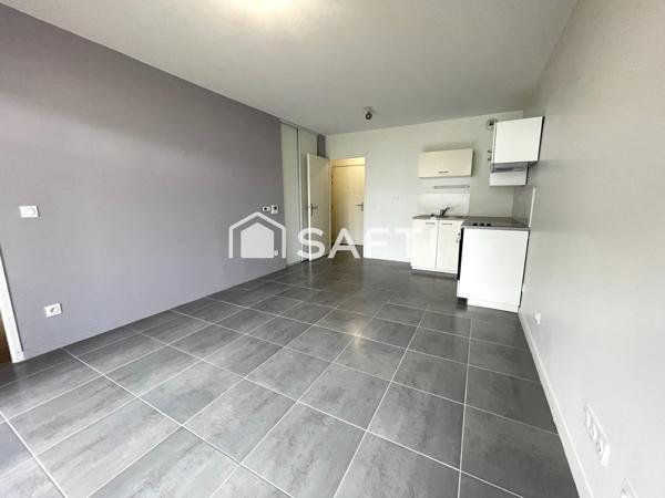 Appartement T2, balcon et place de parking couvert