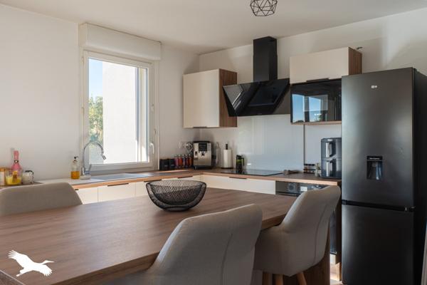 Appartement à vendre 210 400 € Artigues-près-Bordeaux 3 p 63 m² DPE C