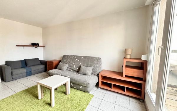 Appartement à vendre    1 pièce • 28 m2 Lyon 3