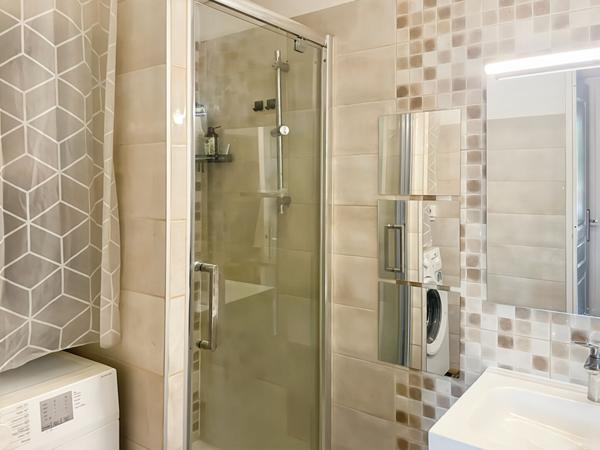 A vendre appartement T3 de 63 m² avec 2 balcons secteur la Pounche 13190 Allauch