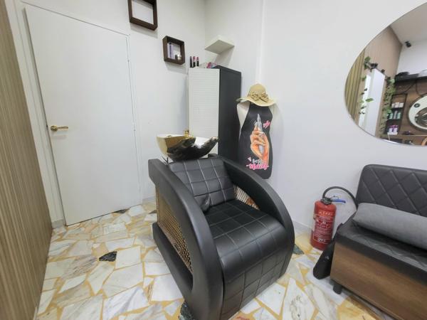 Fonds De Commerce - 45 m²