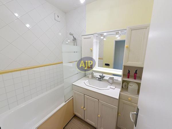 Location appartement Merignac : 1 690 € - AJP Immobilier Mérignac