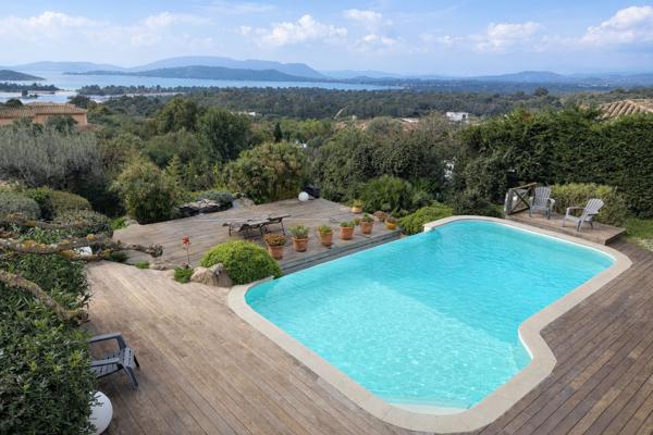 Ste lucie de porto vecchio (20144) Villa d’exception avec vue mer et montagne à Porto-Vecchio.