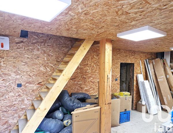 Building for sale 280 m² Bonboillon