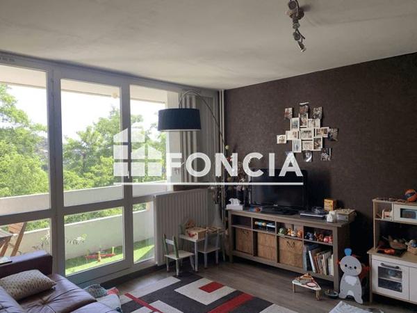 Location Appartement 3 pièces 60.2 m² - 4A RUE DE CHAVASSIEUX Saint-etienne 42000