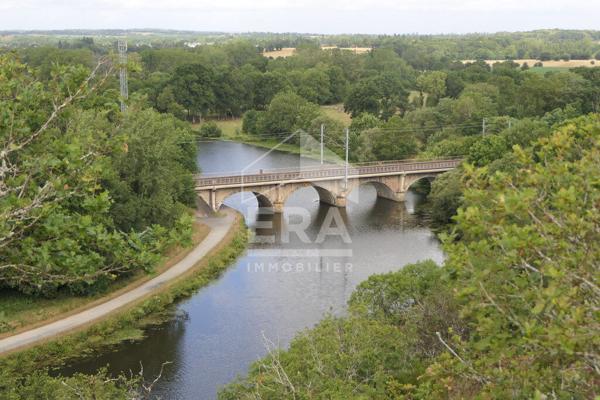 Terrain viabilisé  343 m2  à GUICHEN ( secteur sud-ouest)