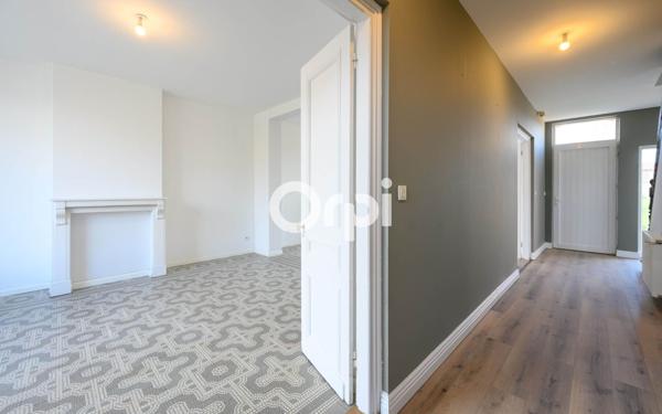 Maison à vendre    6 pièces • 190 m2 Hazebrouck