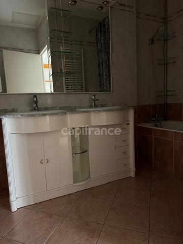 Dpt Meurthe et Moselle (54), à louer NANCY appartement F4 de 105 m²