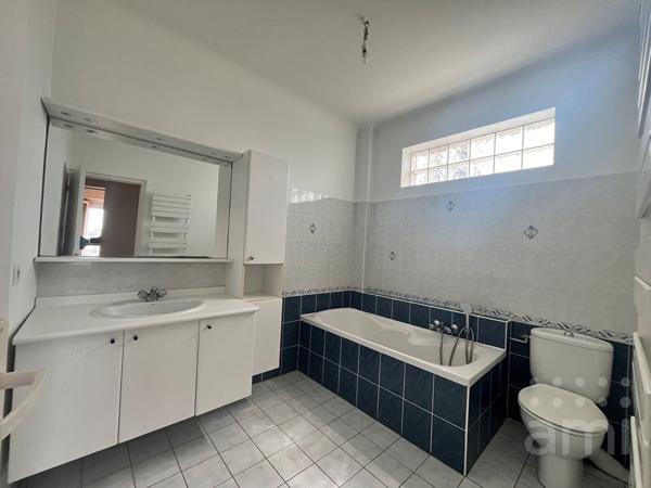 Appartement Bordeaux 4 pièce(s) 112.7 m2