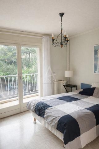 T3/4 avec terrasses cave et parking