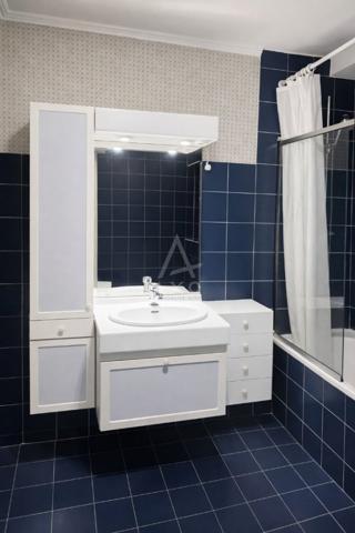 T3/4 avec terrasses cave et parking