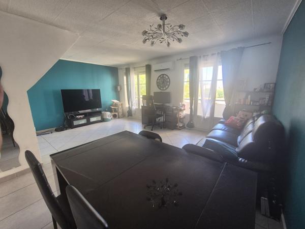 Gignac-la-Nerthe (13180) Appartement 4 pièces dans une petite résidence privée