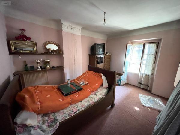 Maison de ville à vendre à Valensole dans les Alpes-de-Haute-Provence (04210), ref : 025/1919