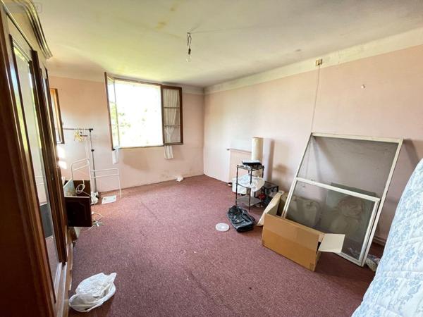 Maison de ville à vendre à Valensole dans les Alpes-de-Haute-Provence (04210), ref : 025/1919