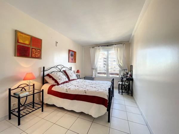 Magnifique 3 pièces à Marina Parc avec cave, parking et garage