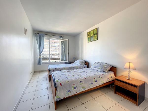 Magnifique 3 pièces à Marina Parc avec cave, parking et garage